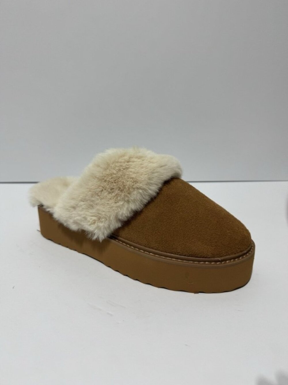 BCTEX Coll Womens Fuzzy Slippers Brown Size 9 M